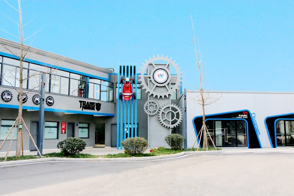 万通汽车学校